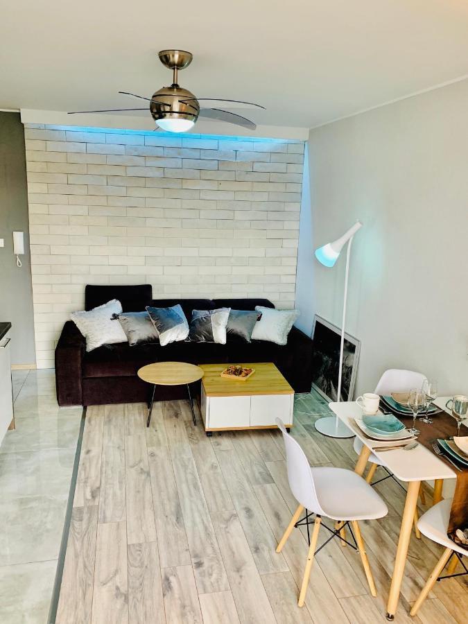 Apartament Bałtycka 17b Kolobrzeg Bagian luar foto